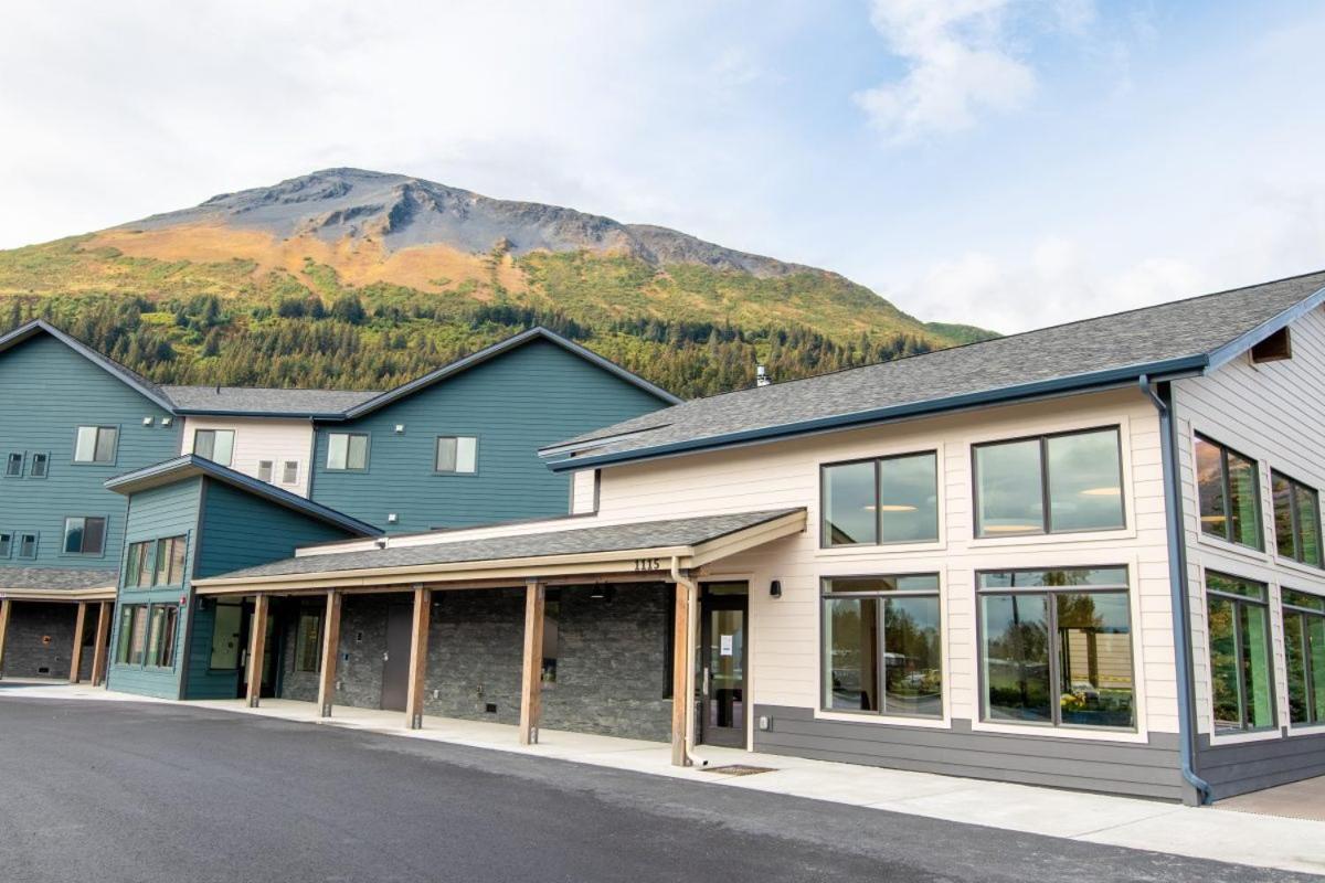 Gateway Hotel Seward Exterior photo